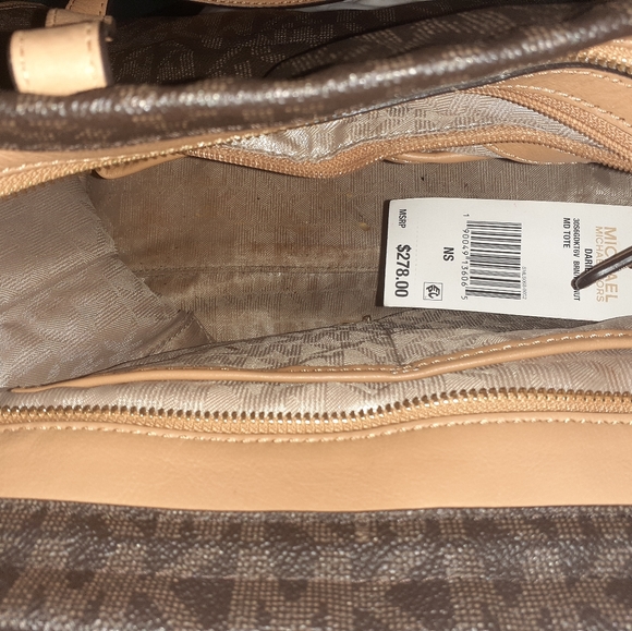 Michael Kors purse - Picture 5 of 5